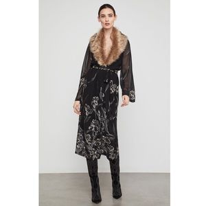 NWT BCBGMaxAzria Metallic Floral Print Robe Dress